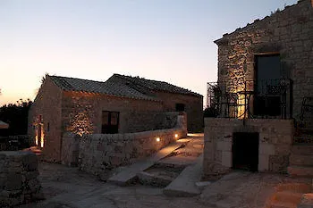 Tenuta Zannafondo Donnafugata Country house