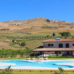 Tenuta Lanza Il Mulino Acquaviva Platani