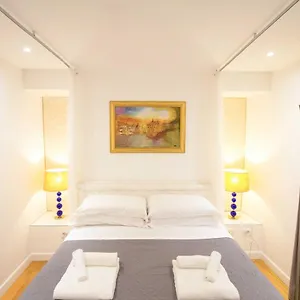 https://corso-277-apartment.it-romehotels.com